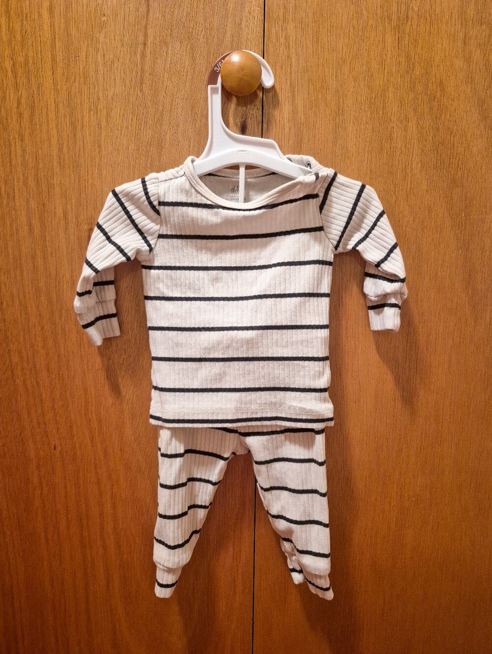 🌼$12 Striped Set